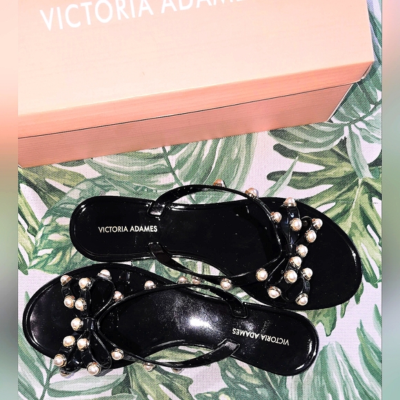 NIB black pearl beaded sandals. Size 8. Victoria Adames - Picture 3 of 5